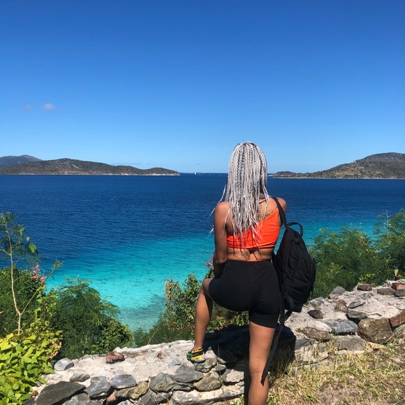 Meet your Posher, Brianna - Picture 4 of 7